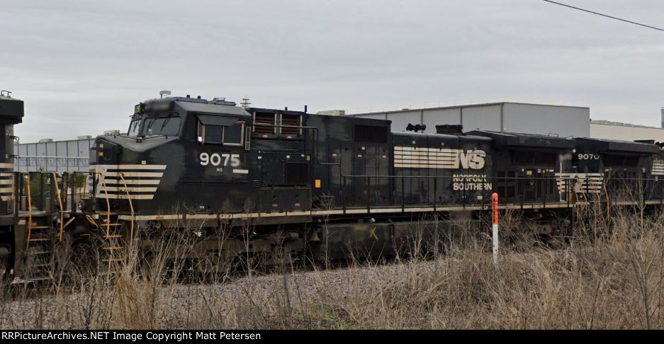 NS 9075